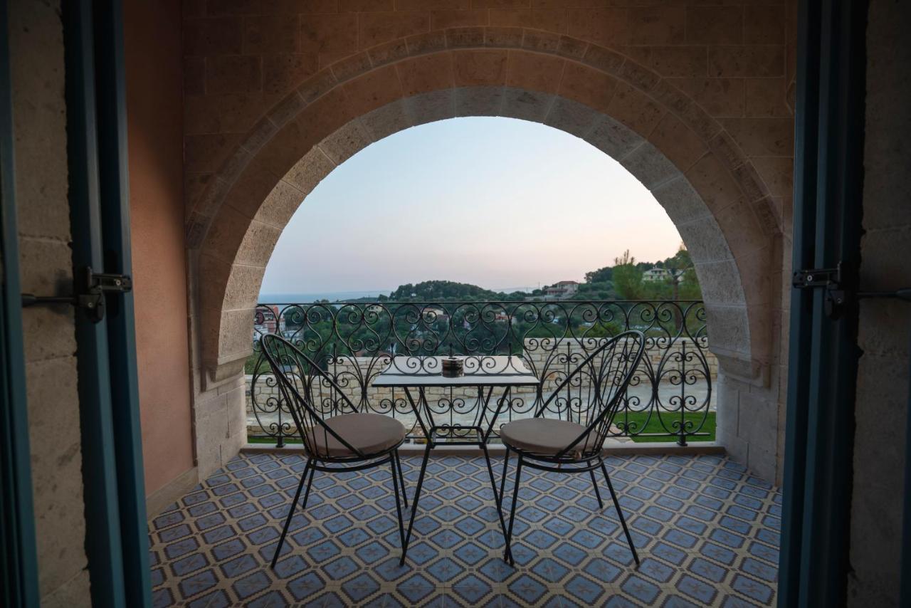 Elysium Living Parga Aparthotel Exterior photo