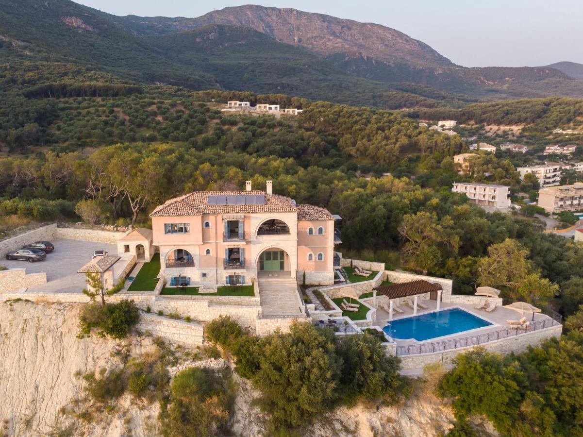 Elysium Living Parga Aparthotel Exterior photo