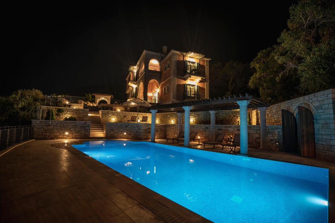 Elysium Living Parga Aparthotel Exterior photo