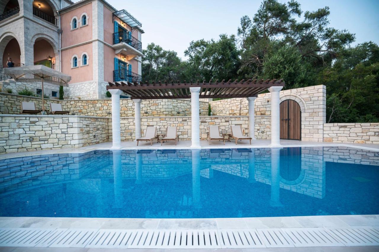 Elysium Living Parga Aparthotel Exterior photo